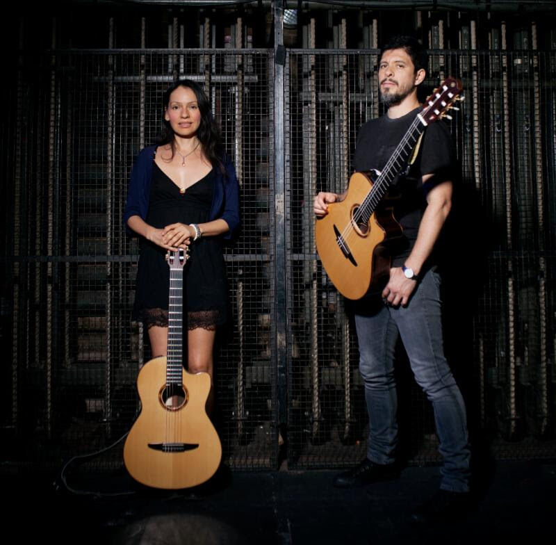 Acoustic guitar duo Rodrigo y Gabriela