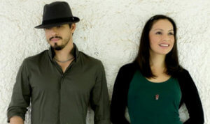 Acoustic guitar duo Rodrigo Y Gabriela duo en Acceso Total 2012