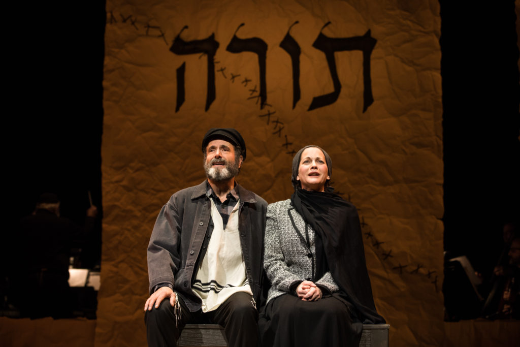 Steven Skybell as Tevye and Jennifer Babiak as Golde in Fiddler on the Roof in Yiddish