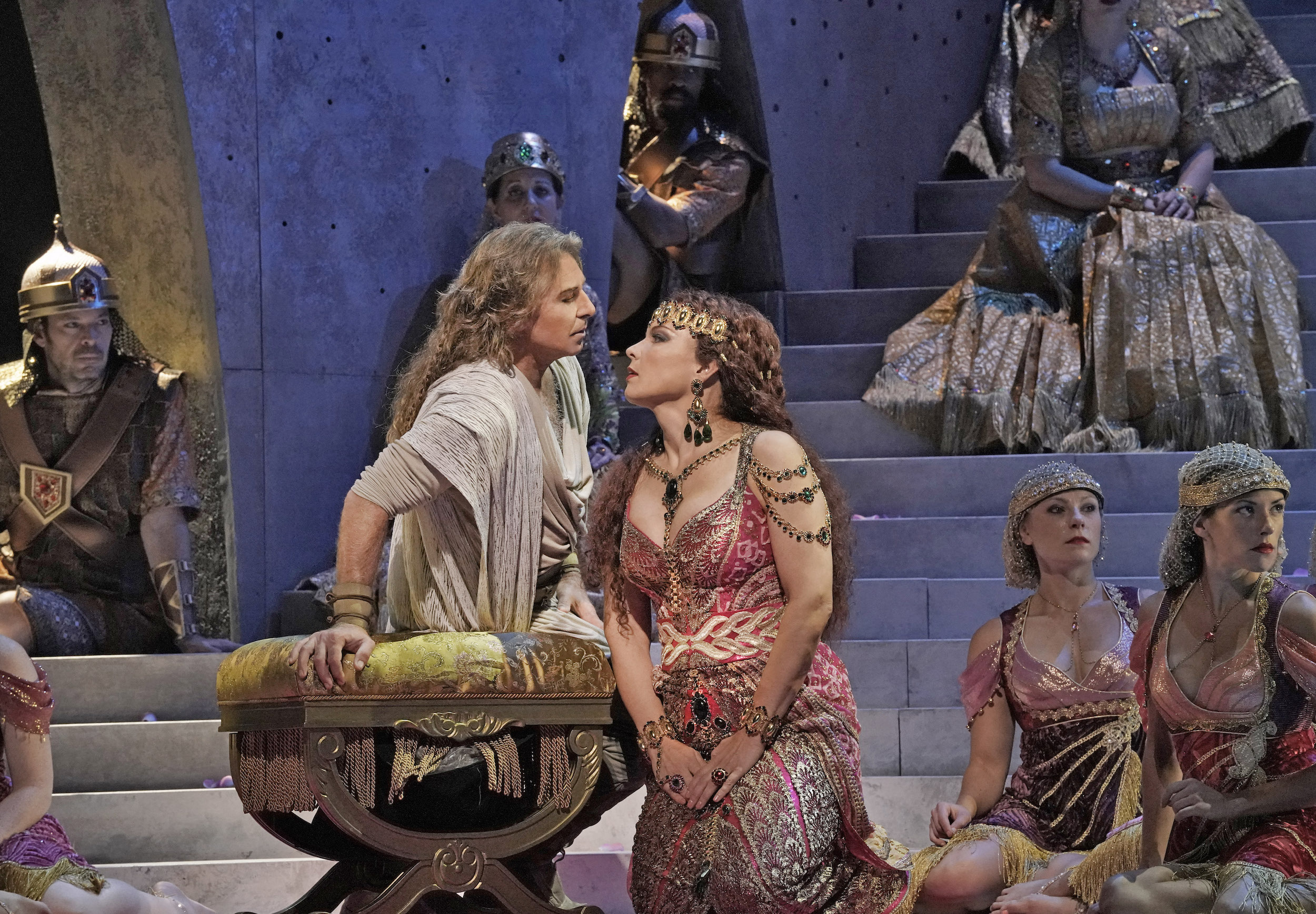 Roberto Alagna and Elena Garanca in Saint-Saëns's "Samson et Dalila." Photo: Ken Howard / Met Opera