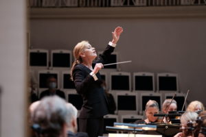 Conductor Keri-Lynn Wilson